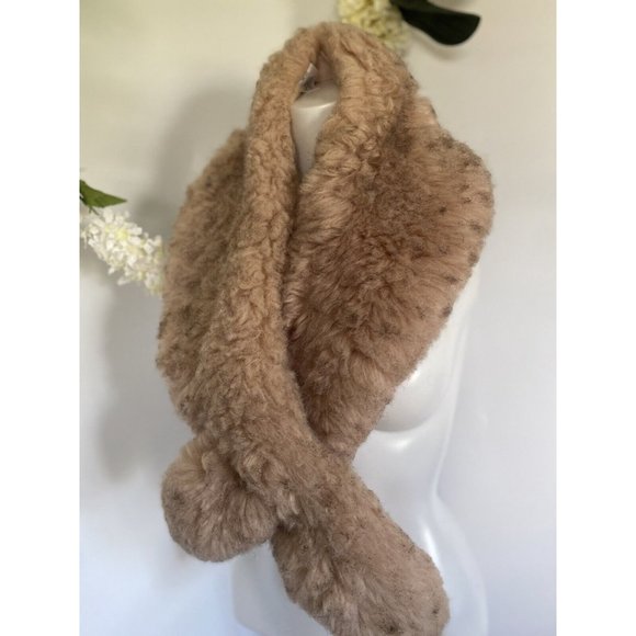 Vintage Faux Fur Shaggy Shrug Wrap Cape Stole Pink and Gray Stay Put 46" X 7"‎ - Picture 4 of 16